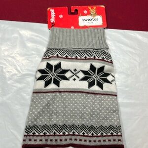 New gray dog sweater snowflakes PetShoppe, 12-19 lb Dog. XS/S  turtleneck winter